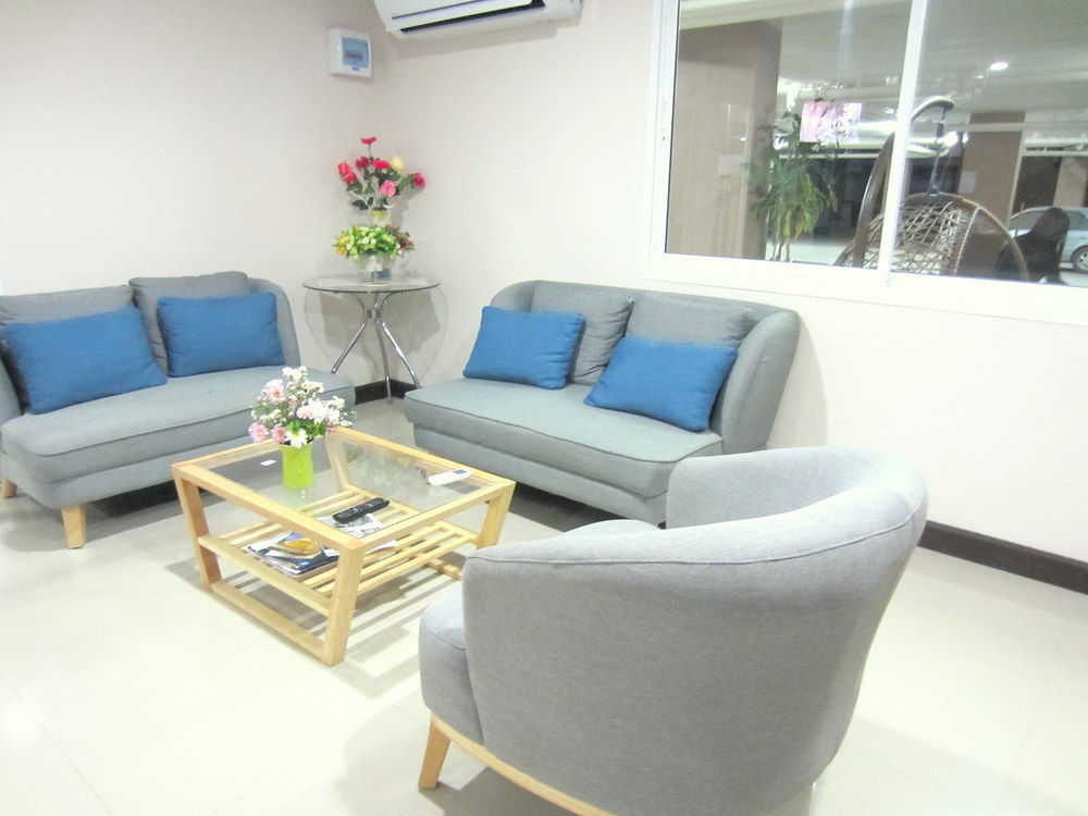 Life Grand Chiang Mai Exterior foto