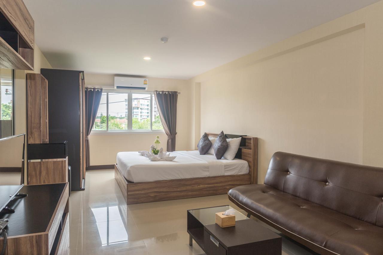 Life Grand Chiang Mai Exterior foto