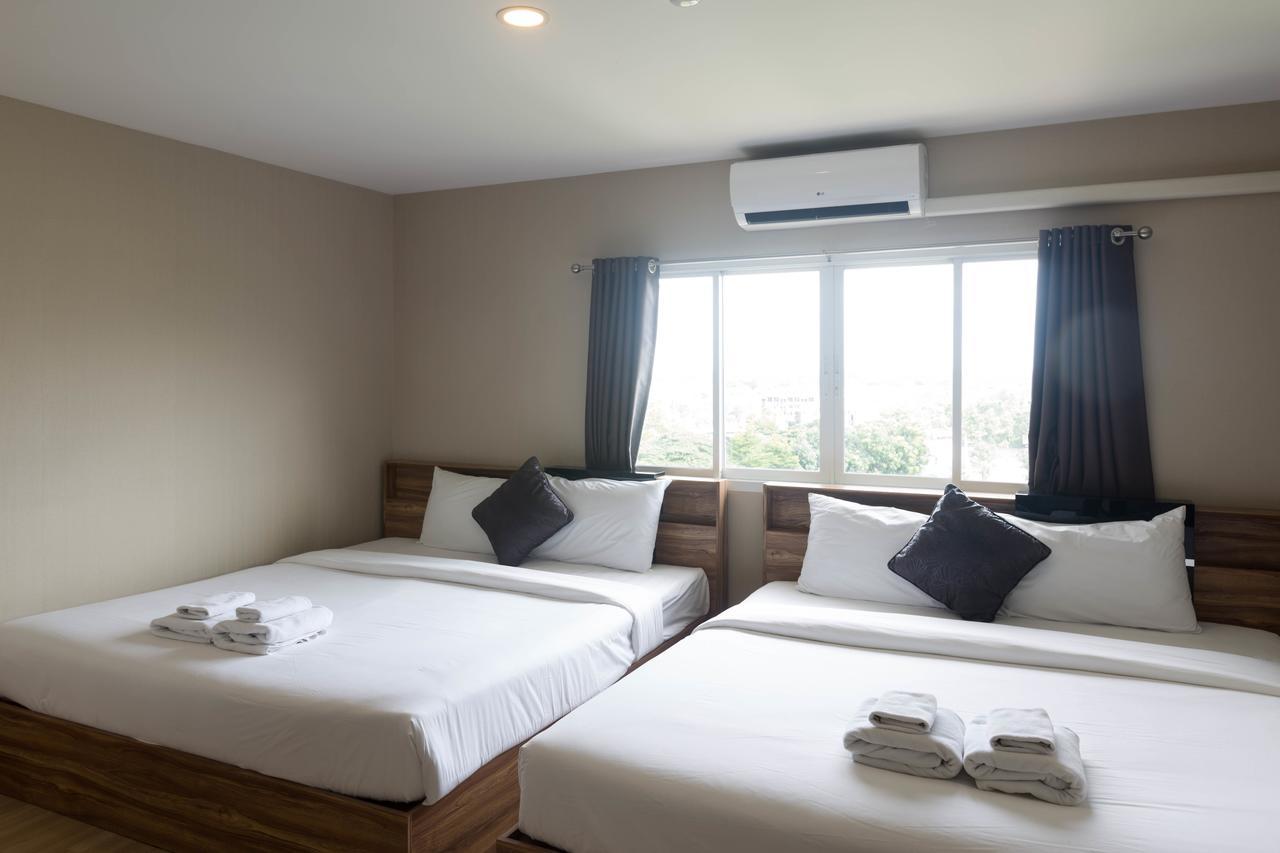 Life Grand Chiang Mai Exterior foto