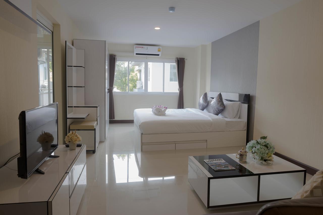 Life Grand Chiang Mai Exterior foto