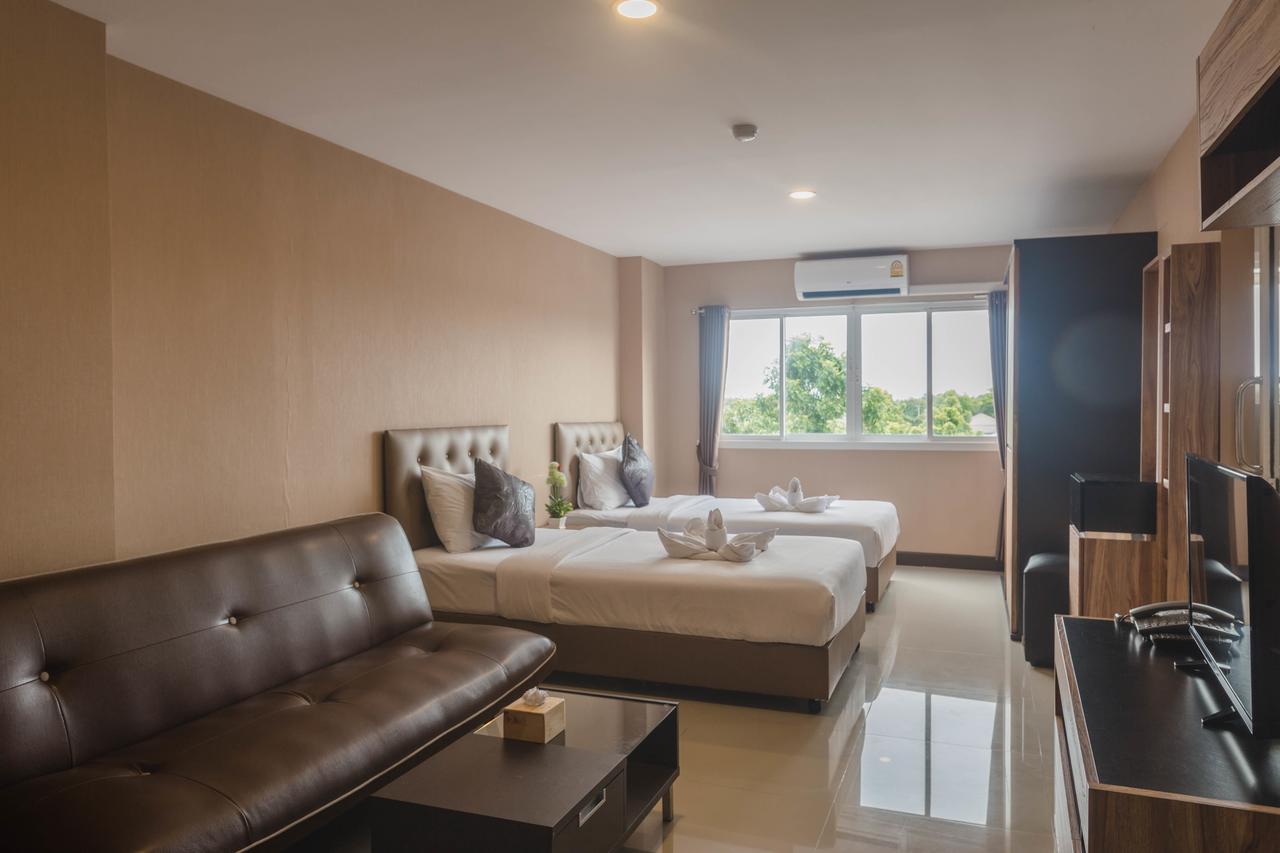 Life Grand Chiang Mai Exterior foto