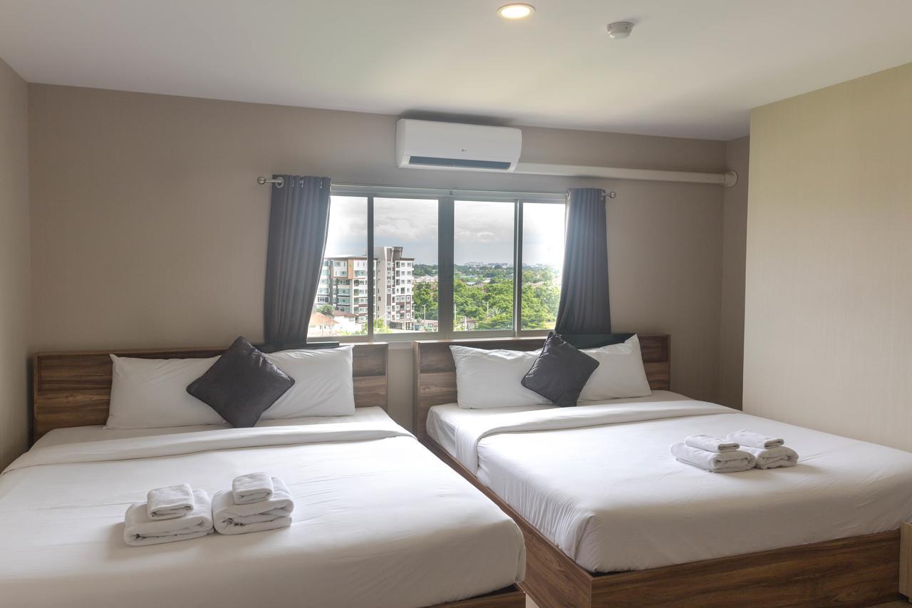 Life Grand Chiang Mai Exterior foto